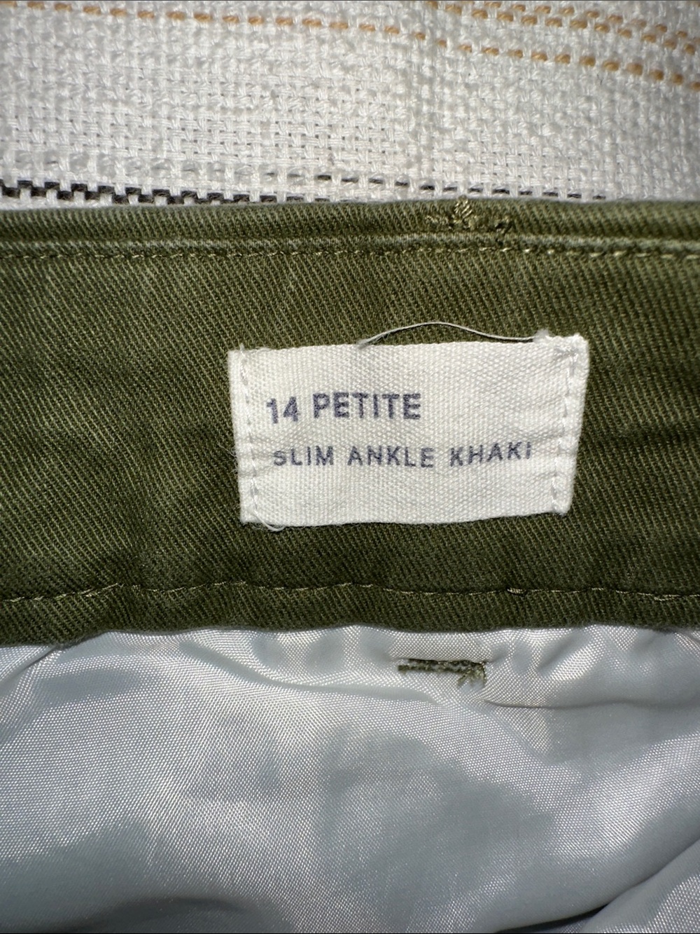 GAP Woman’s Olive Green Chinos - Picture 7 of 8